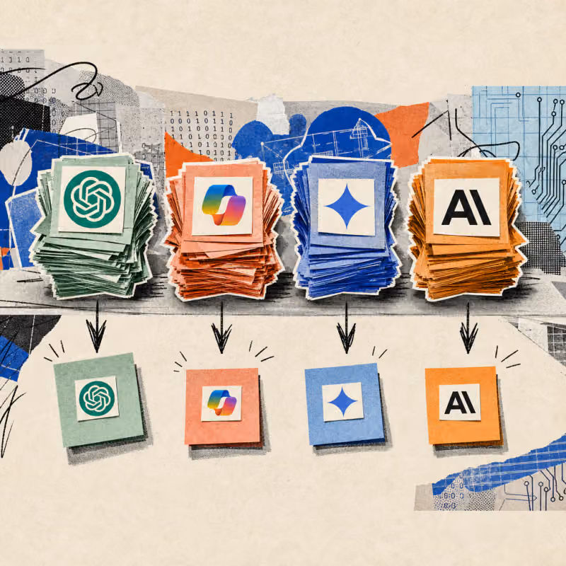 Vier Papierstapel auf einem Schreibtisch schrumpfen zu einzelnen Haftnotizen, daneben die Logos von ChatGPT, Microsoft Copilot, Google Gemini und Claude.